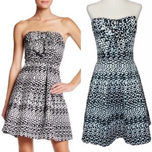 Eva Franco Strapless Metallic Bow Black & Silver Cocktail Party Dress Size 2